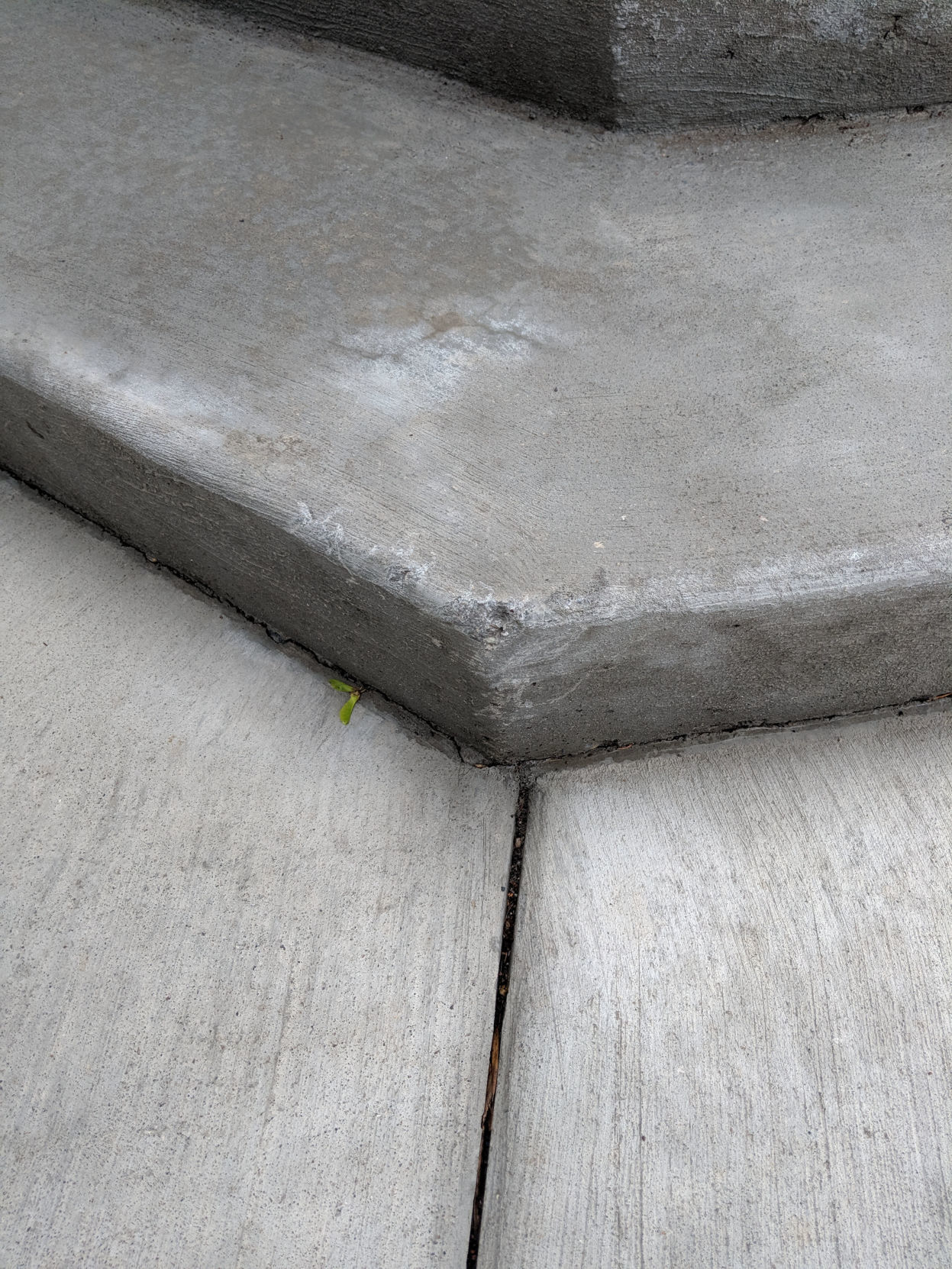 Concrete chipped